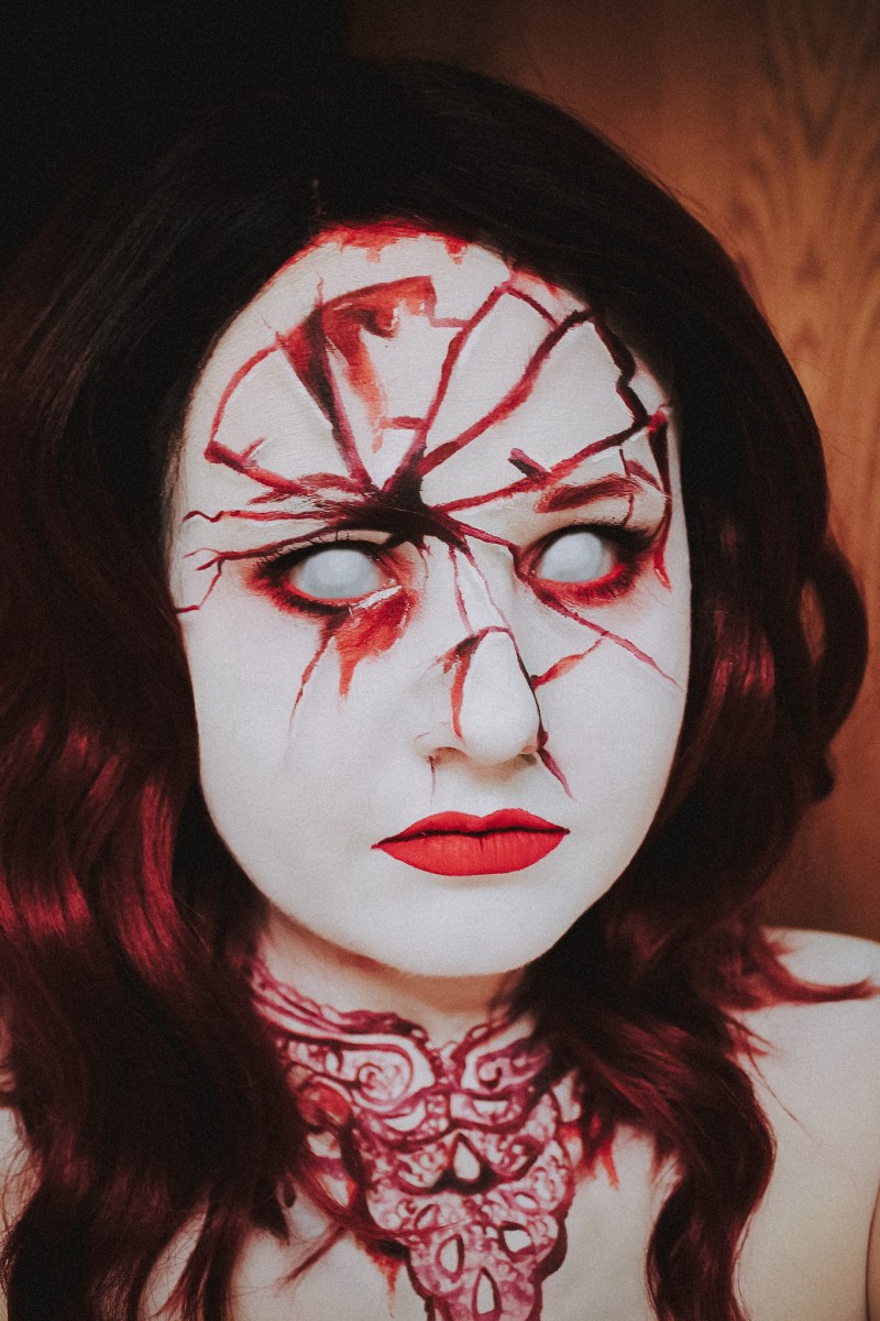 Recreation of MadeYewLook’s Bloody Mary Makeup Look