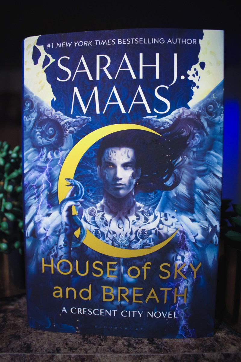 My Thoughts on House of Sky and Breath (Crescent City, Book 2) by Sarah J. Maas